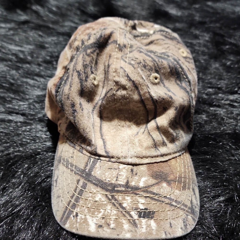 Camouflage Baseball Cap. Boys Size. Used Condition.
